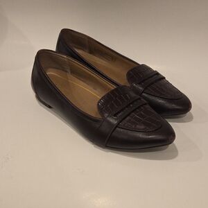 Vionic Savannah Pointed Toe Flats Size 6 Brown Burgundy Croc Embossed